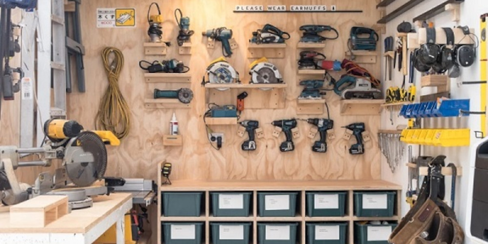 can I store power tools in shed?