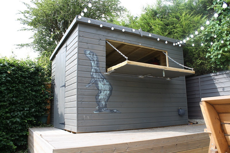 Ian M's shed with personalised design