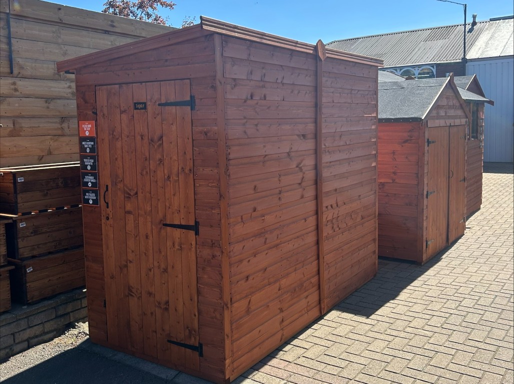 Tiger Sheds Showsite - York