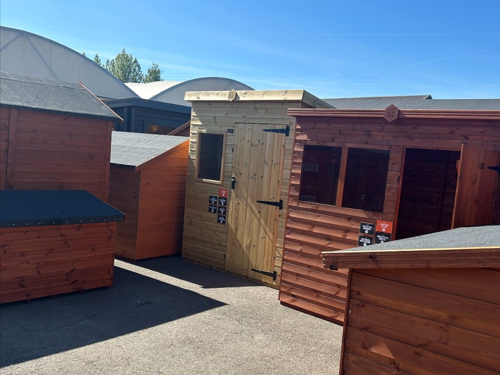 Tiger Sheds Showsite - York